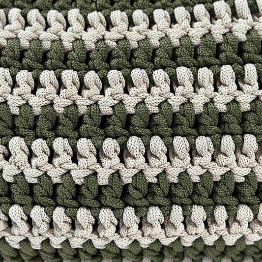 Almofada em Crochê Listra Retangular Outdoor 30x45 Verde