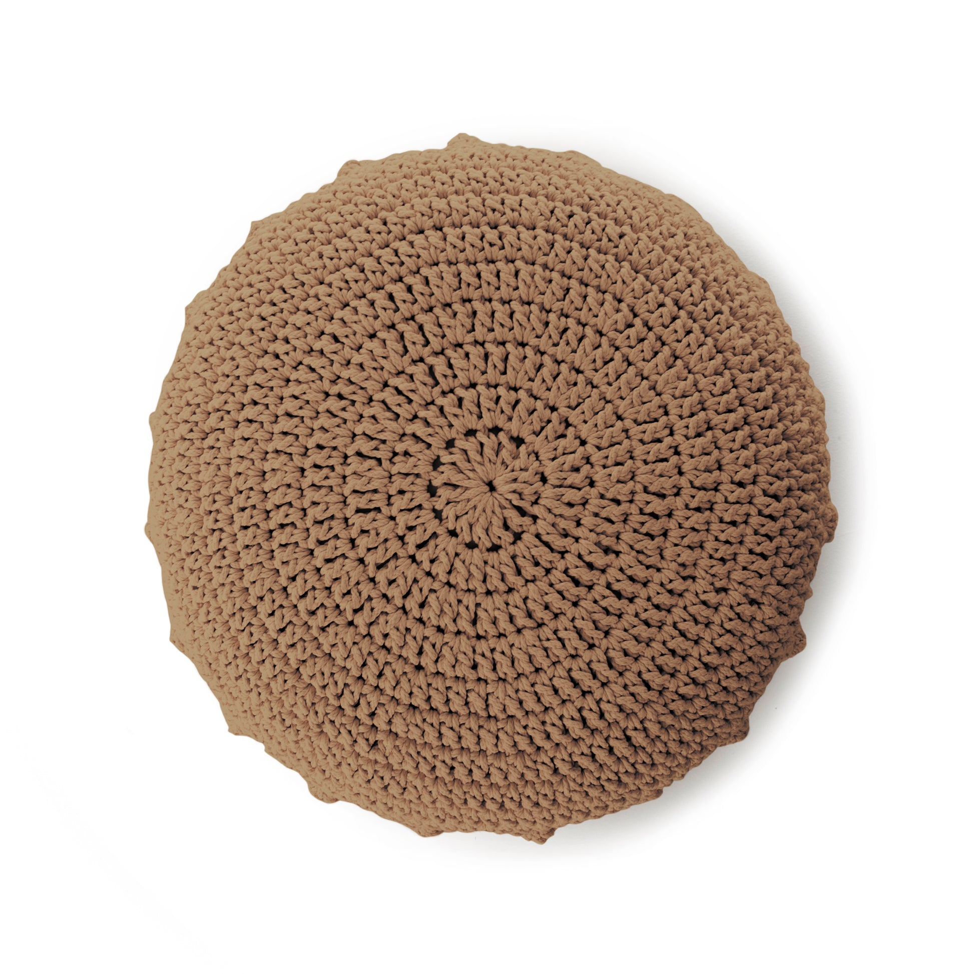 Puff Disco, em crochê Caramelo, com fio 100% algodão.  Fechamento com zíper, possibilitando a remoção da capa para lavagem.  Dimensões: Altura - 20cm; Diâmetro - 85cm.