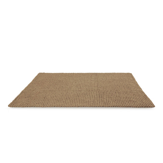Tapete em tricô artesanal, Caramelo, com fio 100% algodão. Dimensões: Largura - 150cm; Comprimento - 200cm.