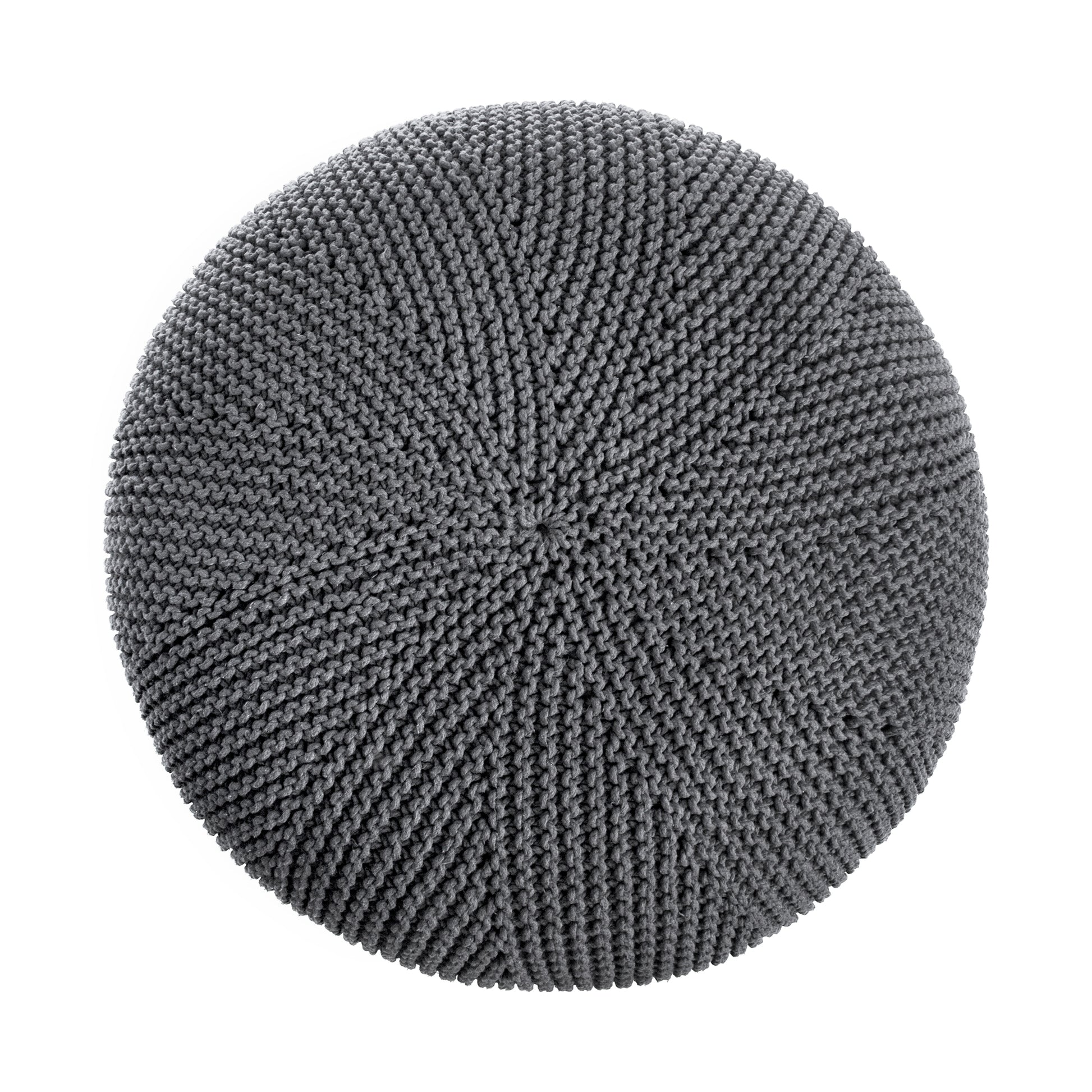 Puff em tricô artesanal, Cinza, com fio 100% algodão. Fechamento com zíper, possibilitando a remoção da capa para lavagem. Dimensões: Altura - 35cm; Diâmetro - 100cm.