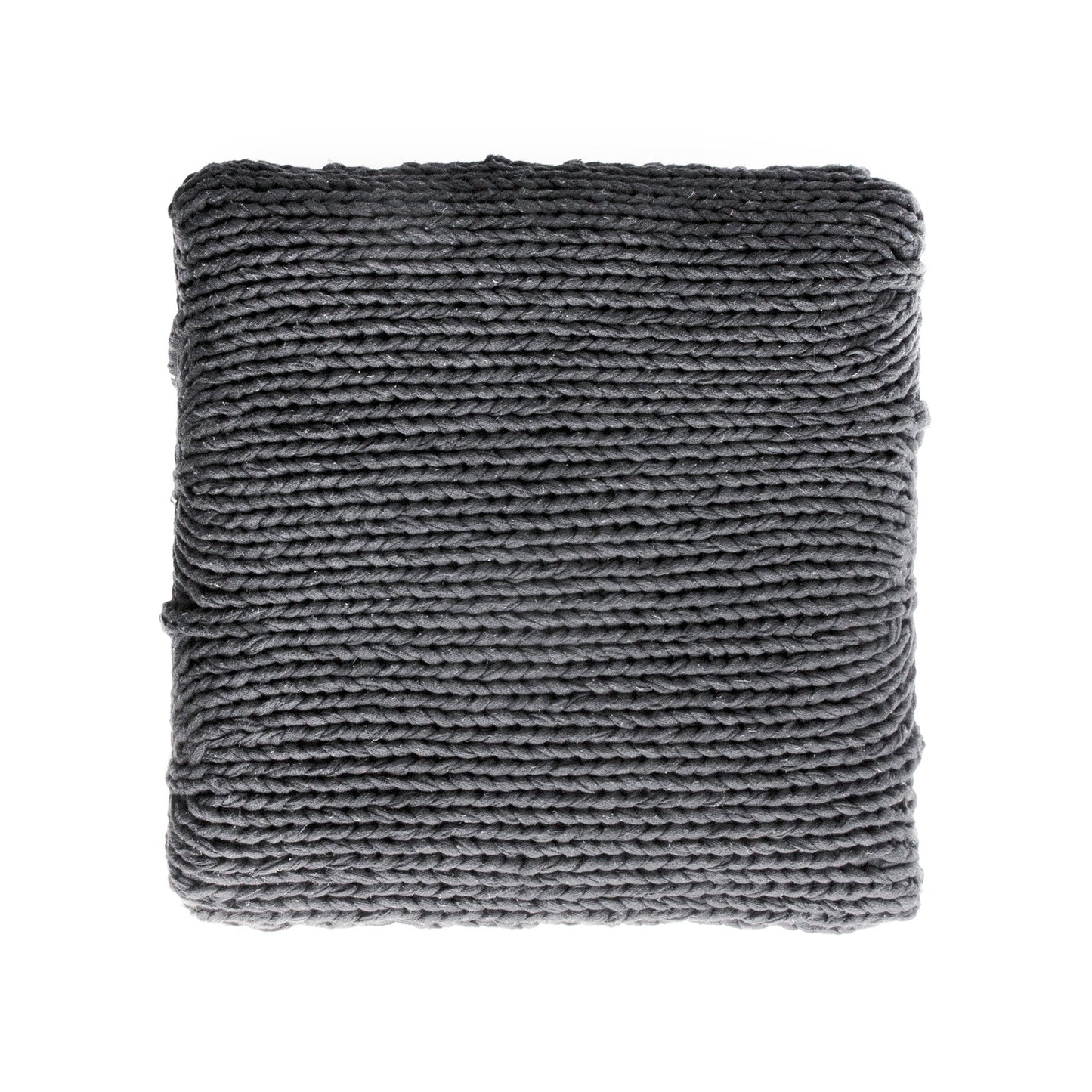 Puff Zig Zag, em tricô artesanal, Cinza/Cru, com fio 100% algodão. Dimensões: Altura - 40cm; Largura - 45cm; Comprimento - 45cm.