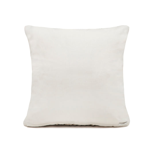 Almofada com frente em tricô artesanal Vermelho/Cru, com fio 100% algodão, e costas em sarja 100% algodão. Fechamento com zíper, possibilitando a remoção da capa para lavagem. Dimensões: Altura - 45cm; Largura - 45cm.