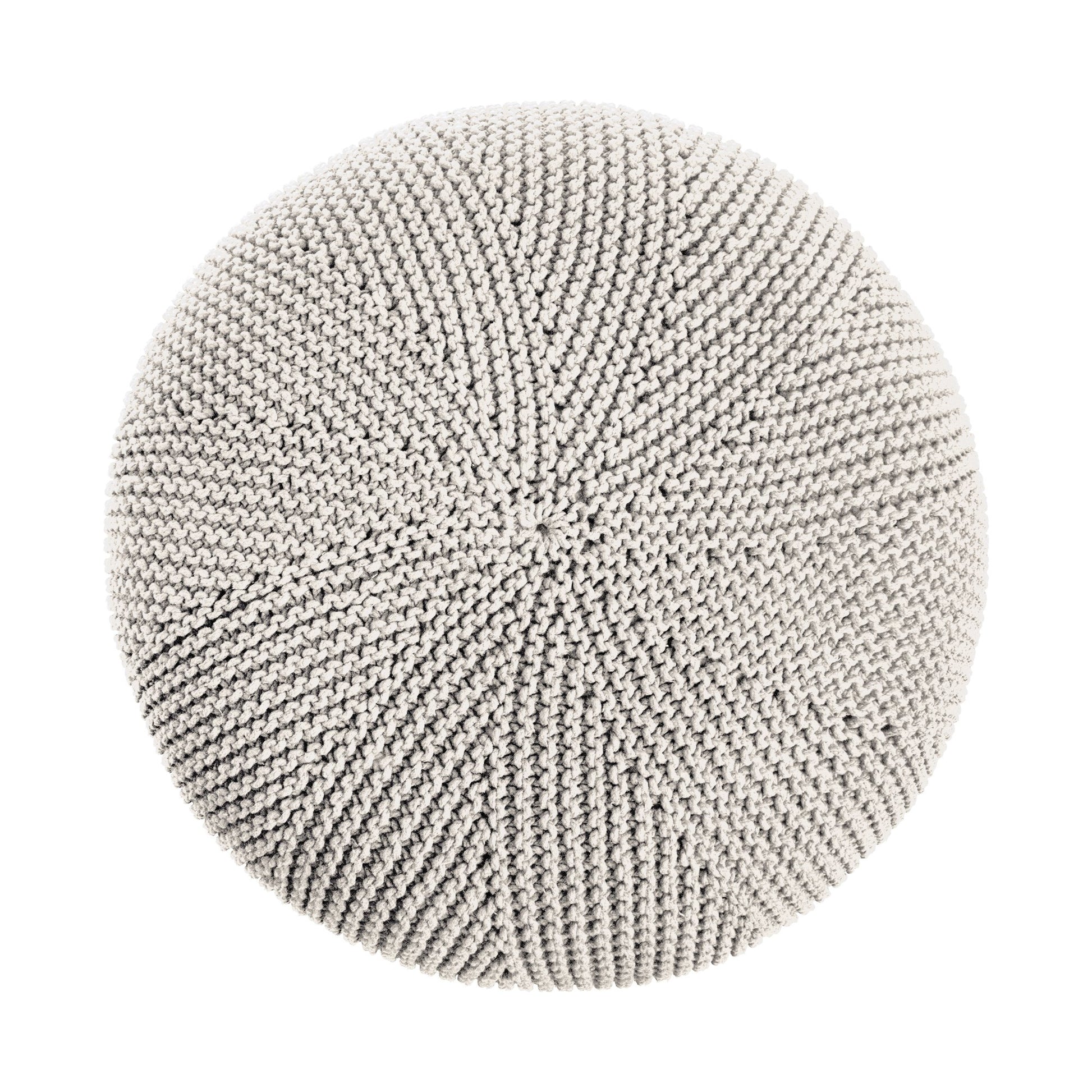 Puff em tricô artesanal, Cru, com fio 100% algodão. Fechamento com zíper, possibilitando a remoção da capa para lavagem. Dimensões: Altura - 35cm; Diâmetro - 100cm.