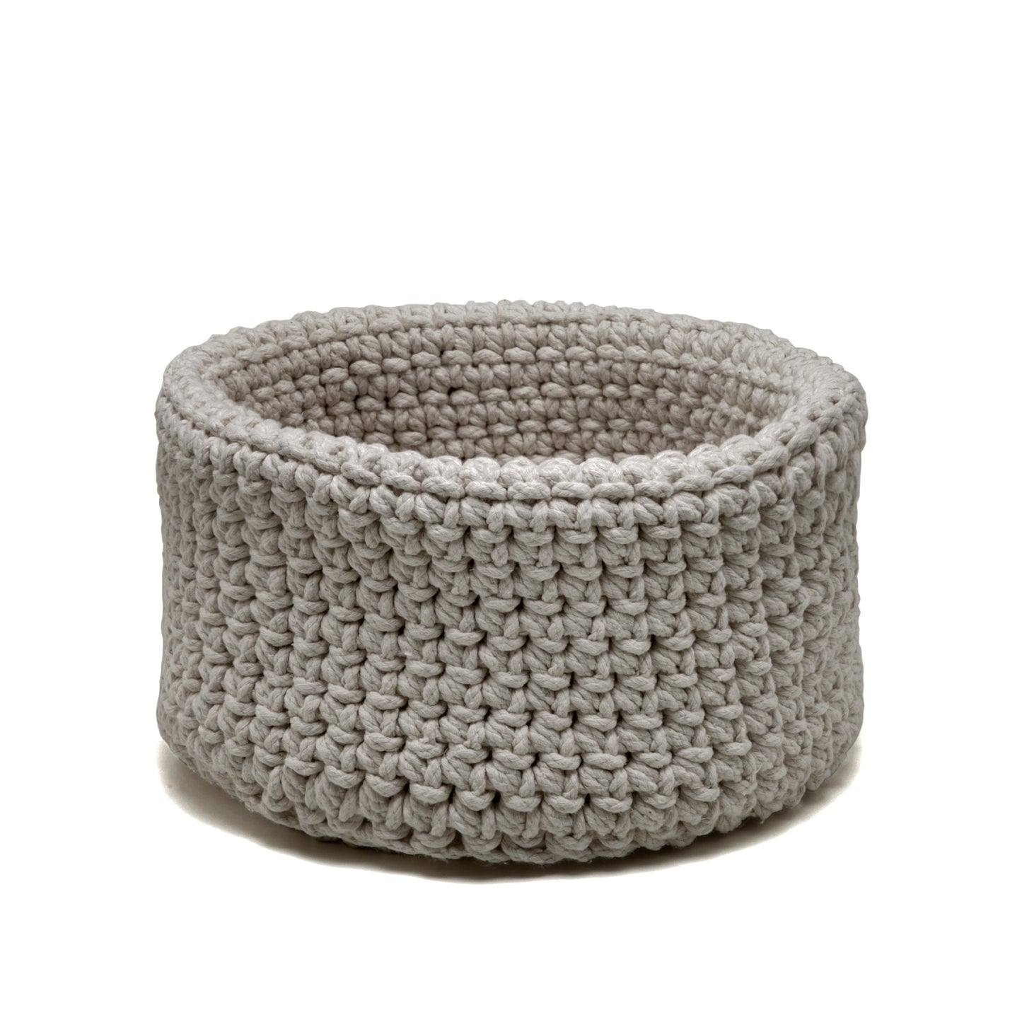 Cesta Sting em crochê artesanal 18x30 Fendi