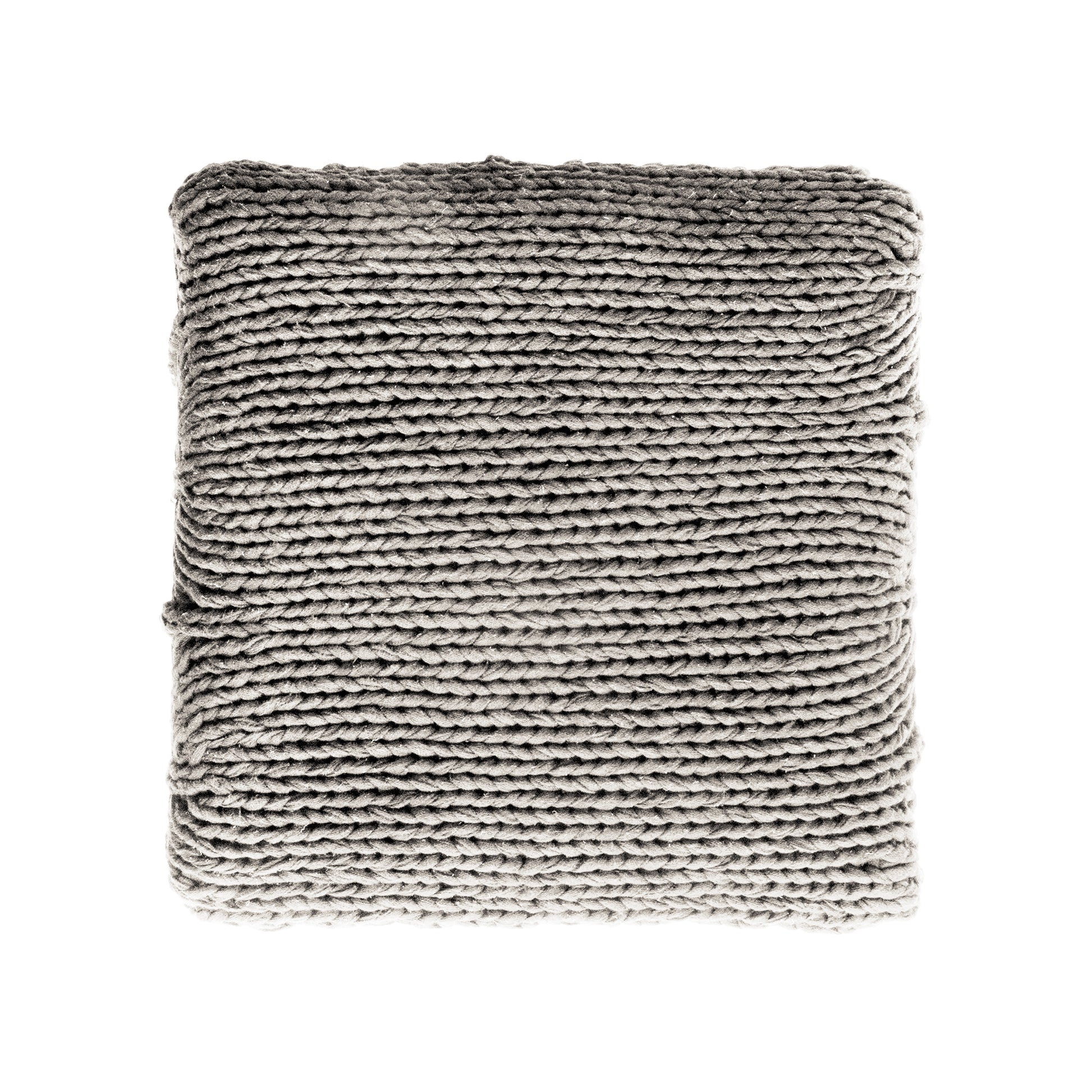 Puff Zig Zag, em tricô artesanal, Fendi/Cru, com fio 100% algodão. Dimensões: Altura - 40cm; Largura - 45cm; Comprimento - 45cm.