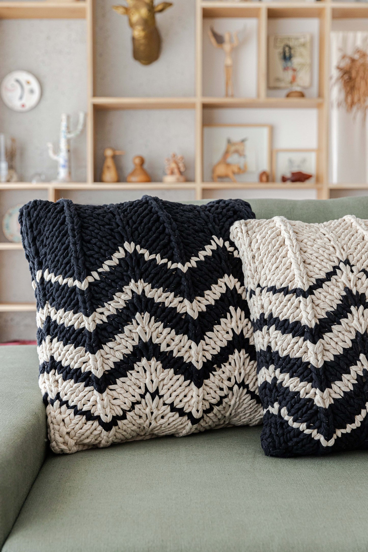 Almofada Zig Zag Negativo 45x45 Preto