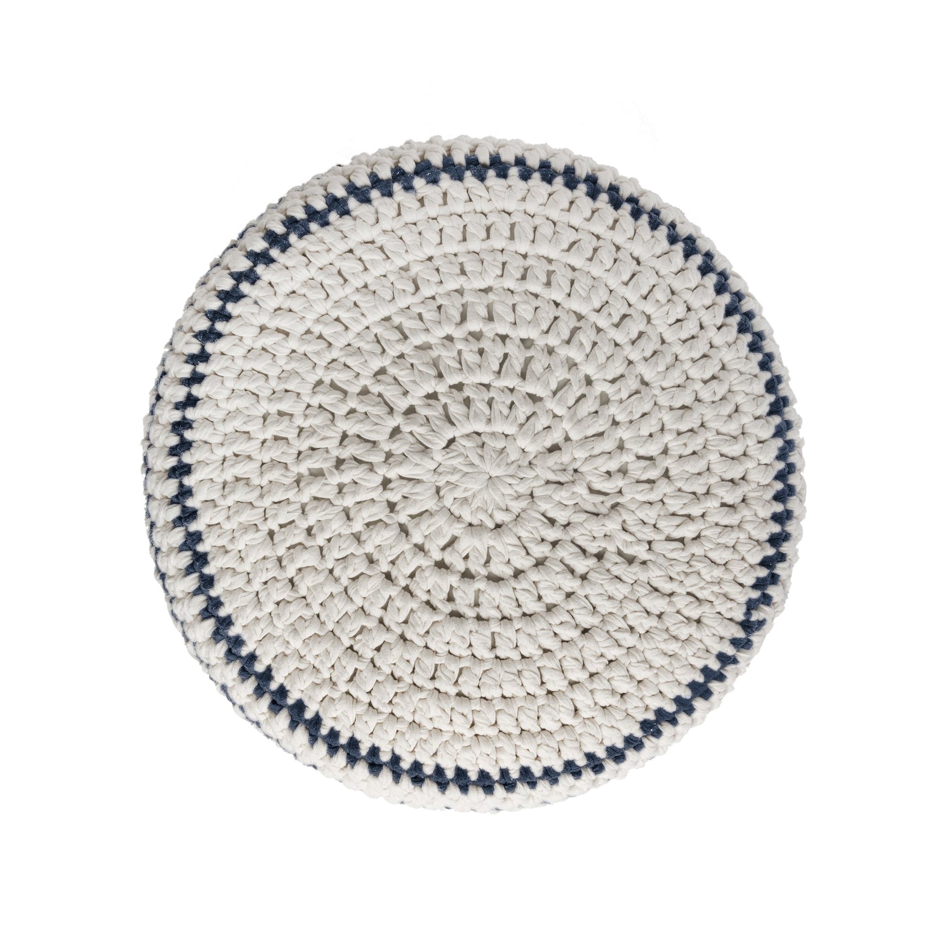 Puff de crochê artesanal listras, Marinho, com fio 100% algodão.  Fechamento com zíper, possibilitando a remoção da capa para lavagem.  Dimensões: Altura - 30cm; Diâmetro - 60cm.