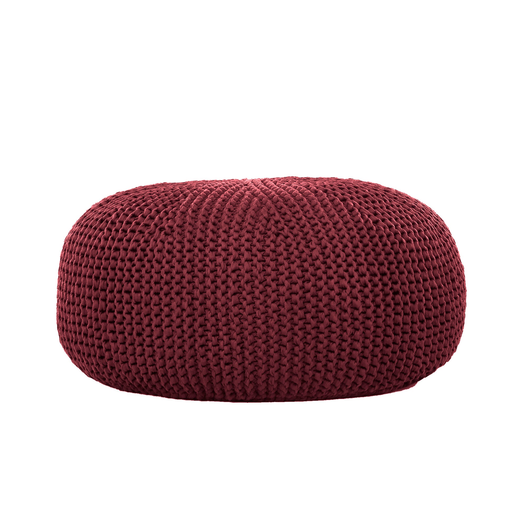 Puff em tricô artesanal Marsala, para área externa, com fio 100% polipropileno. Fechamento com zíper, possibilitando a remoção da capa para lavagem. Dimensões: Altura - 35cm; Largura - 100cm; Comprimento - 100cm.