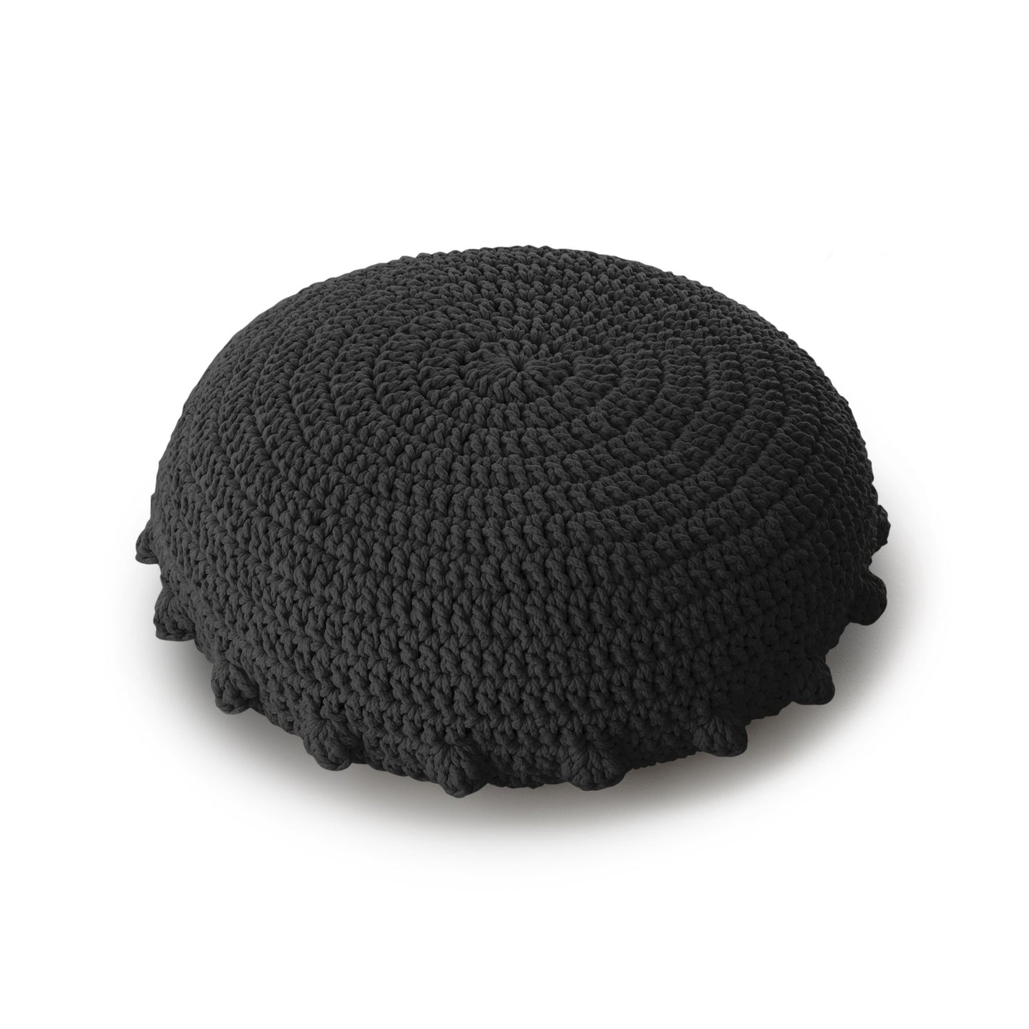 Puff Disco em crochê Preto, com fio 100% algodão.  Fechamento com zíper, possibilitando a remoção da capa para lavagem.  Dimensões: Altura - 20cm; Diâmetro - 85cm.