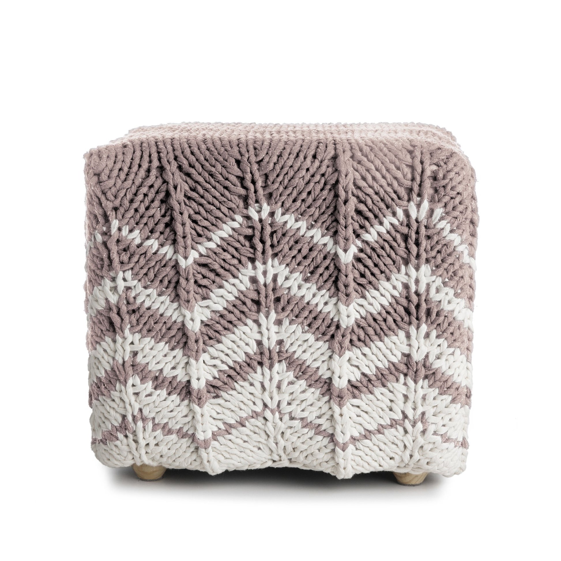 Puff Zig Zag, em tricô artesanal, Rose/Cru, com fio 100% algodão. Dimensões: Altura - 40cm; Largura - 45cm; Comprimento - 45cm.