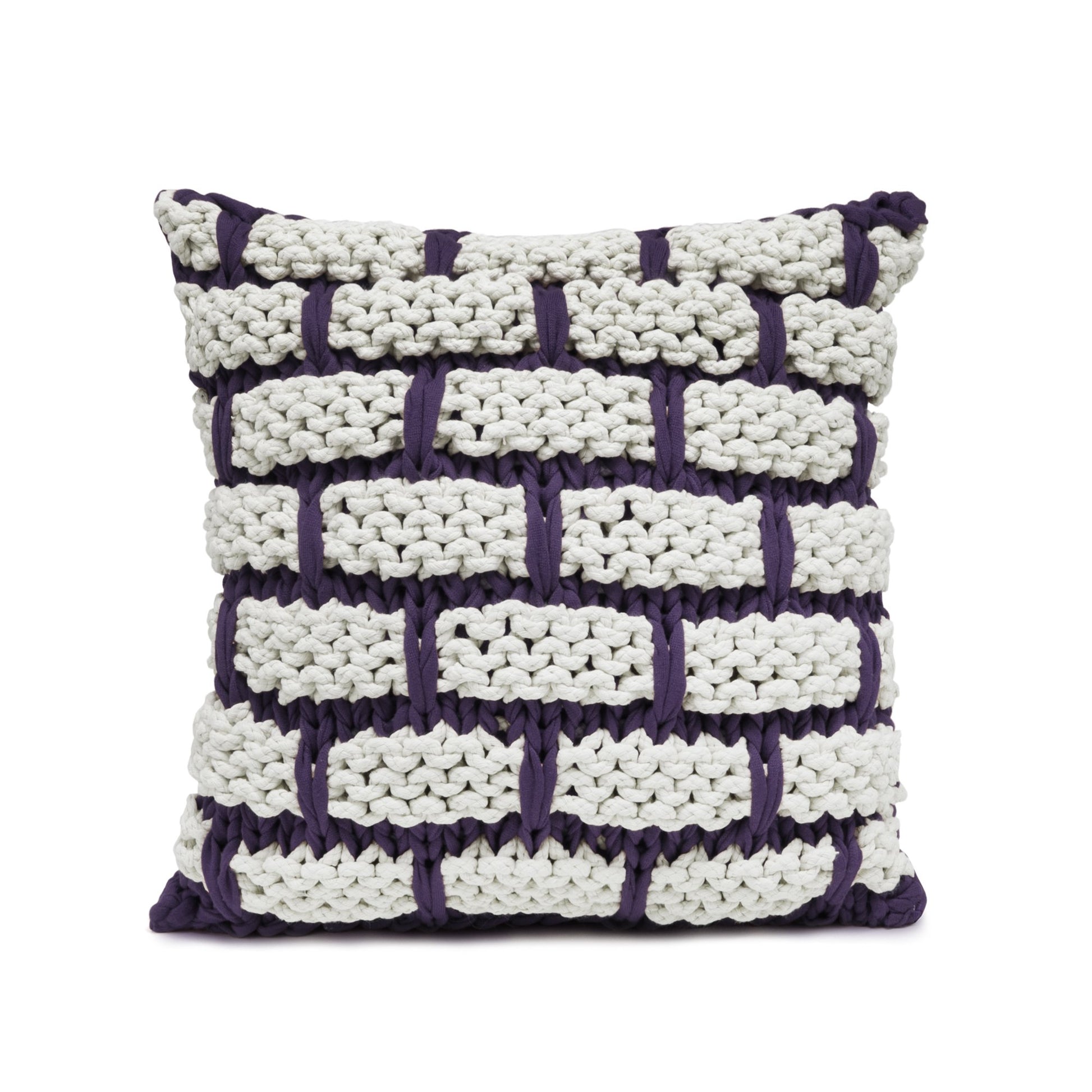 Almofada em tricô artesanal Tijolo 60x60 Roxo Pronta Entrega