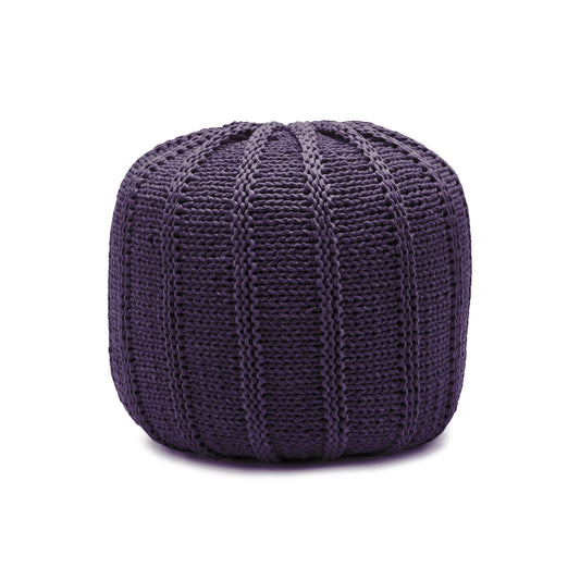 Puff em tricô artesanal, Roxo, com fio 100% algodão. Fechamento com zíper, possibilitando a remoção da capa para lavagem. Dimensões: Altura - 40cm; Diâmetro - 40cm.