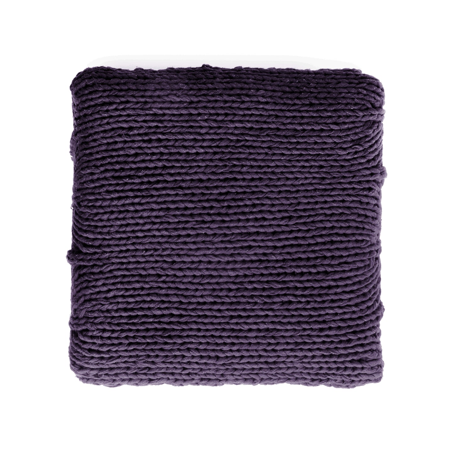 Puff Zig Zag, em tricô artesanal, Roxo/Cru, com fio 100% algodão. Dimensões: Altura - 40cm; Largura - 45cm; Comprimento - 45cm.
