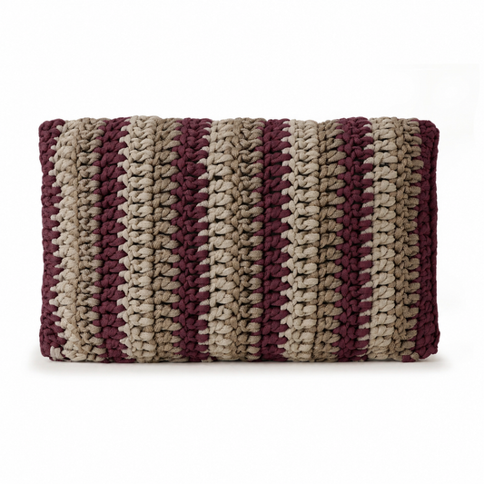Almofada em Crochê Listrada Vertical 1x1 Outdoor 30x45 Cru/Fendi/Marsala