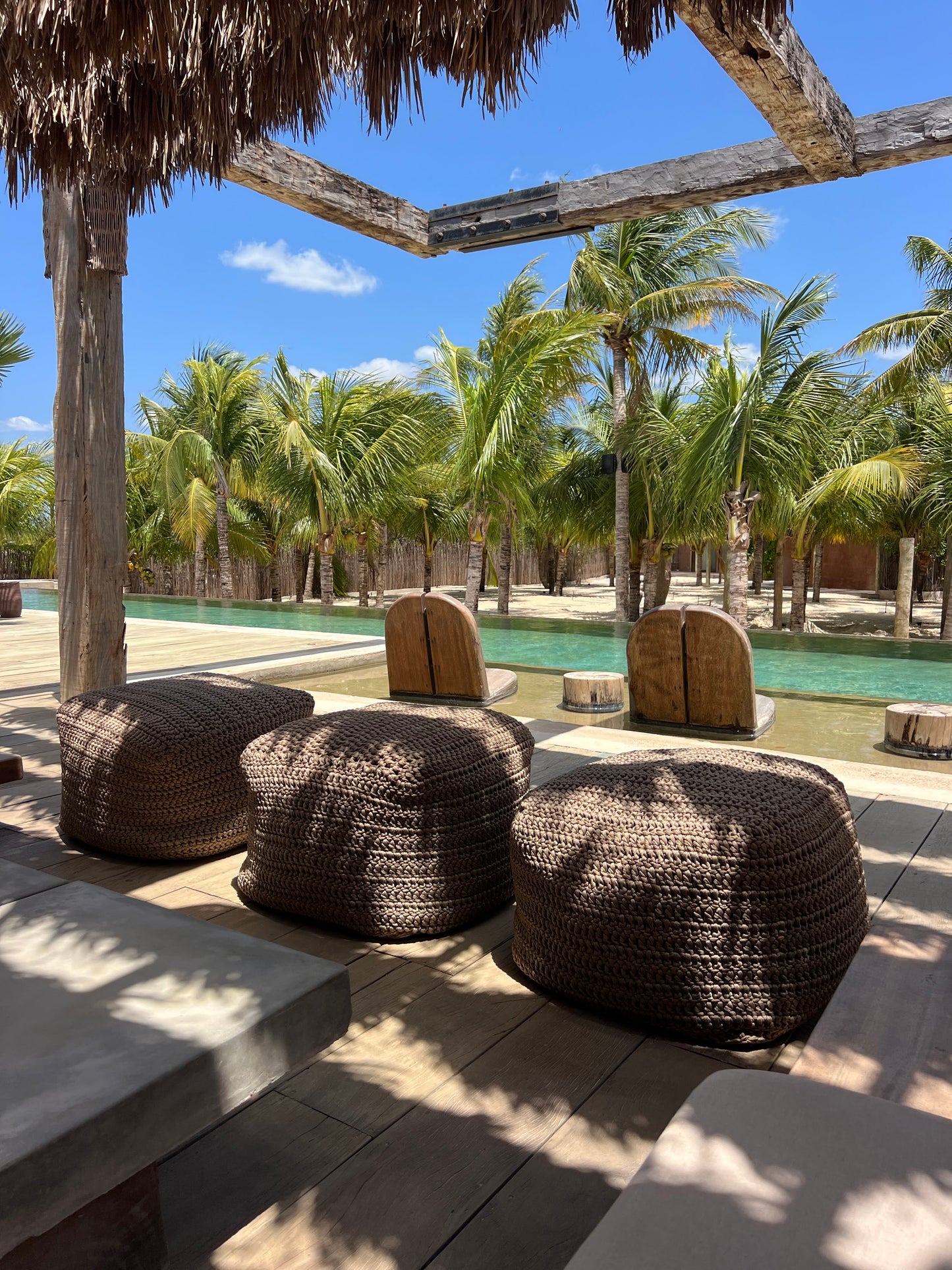 Puff Crochê Quadrado Outdoor 40x50x50 Marrom