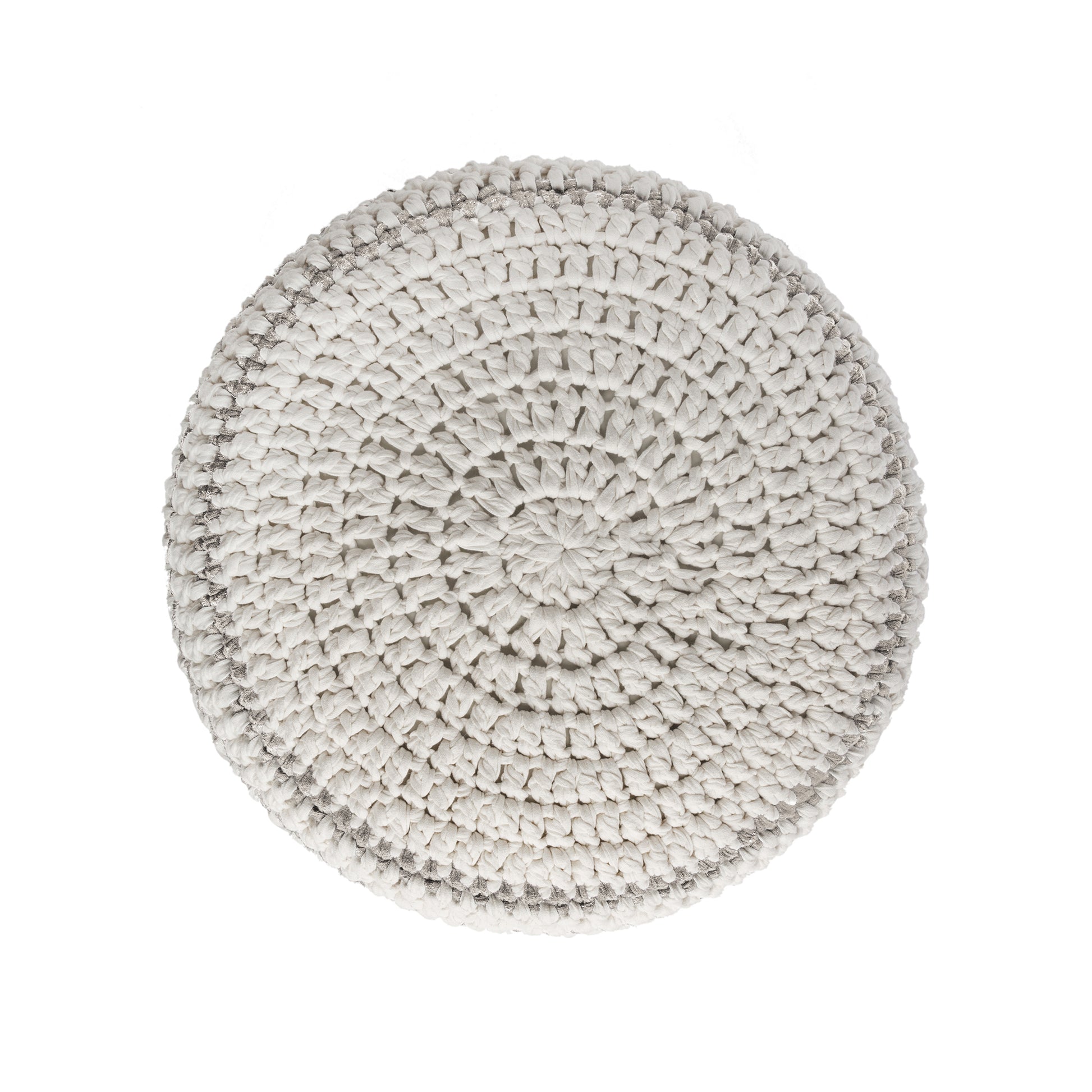 Puff de crochê artesanal listras, Fendi, com fio 100% algodão.  Fechamento com zíper, possibilitando a remoção da capa para lavagem.  Dimensões: Altura - 30cm; Diâmetro - 60cm. 