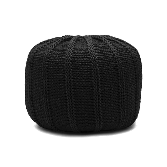 Puff em tricô artesanal, Preto, com fio 100% algodão. Fechamento com zíper, possibilitando a remoção da capa para lavagem. Dimensões: Altura - 40cm; Diâmetro - 60cm. 