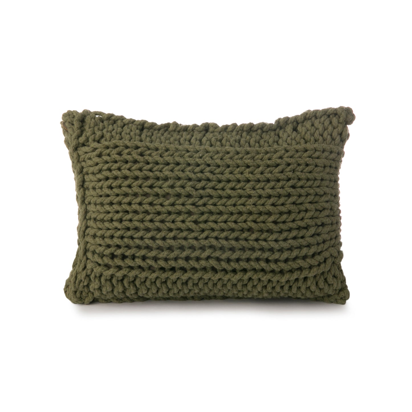 Almofada em tricô artesanal Verde, frente e verso, com fio 100% algodão. Fechamento com zíper, possibilitando a remoção da capa para lavagem. Dimensões: Altura - 30cm; Largura - 45cm. 